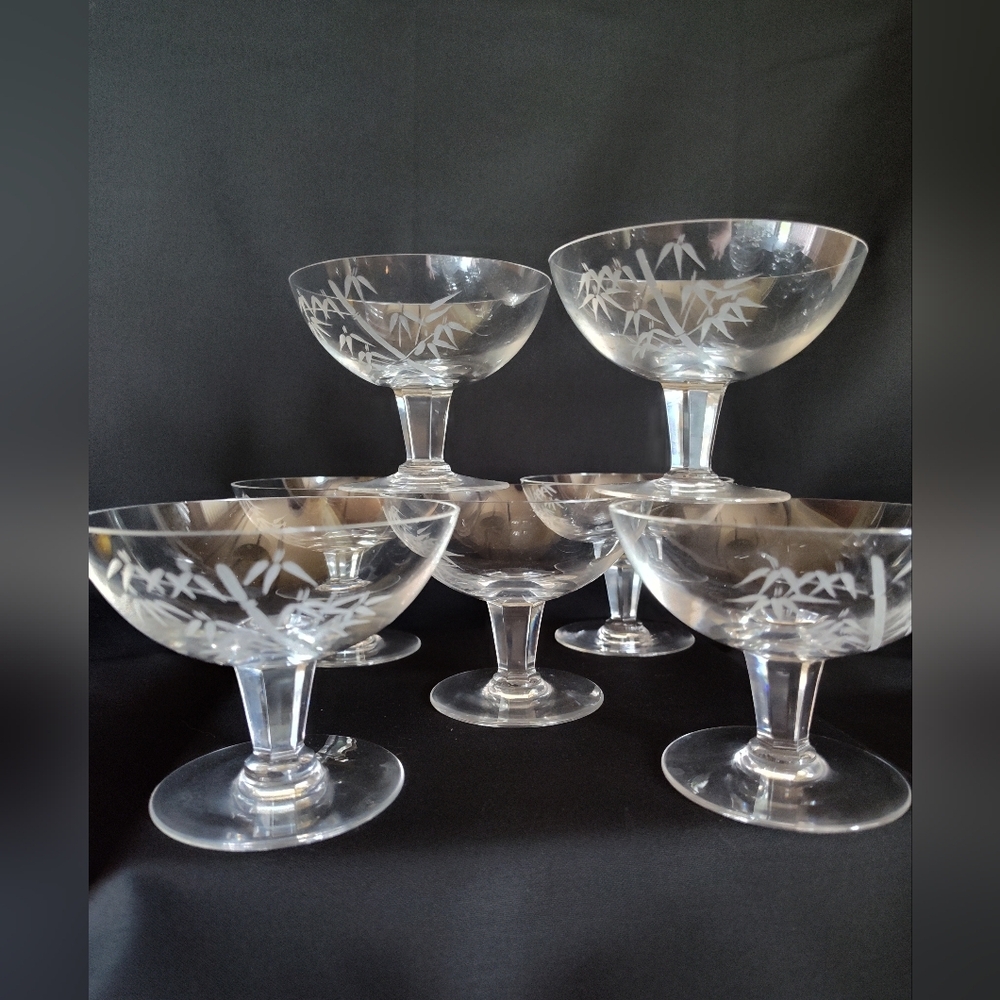 Set Of Noritake Sasuke Etched Crystal Champagne Coupes, Set Of Eight, Japan - Picture 2 of 5